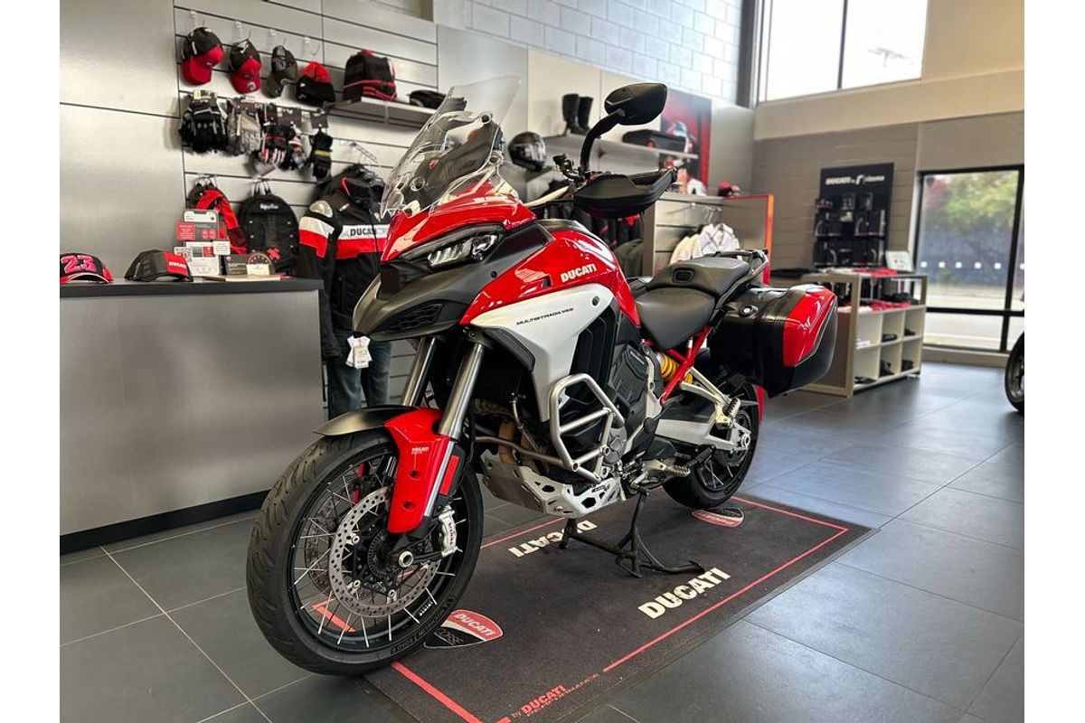2022 Ducati MULTISTRADA V4S TRAVEL & RADAR - SPOKED WHEELS
