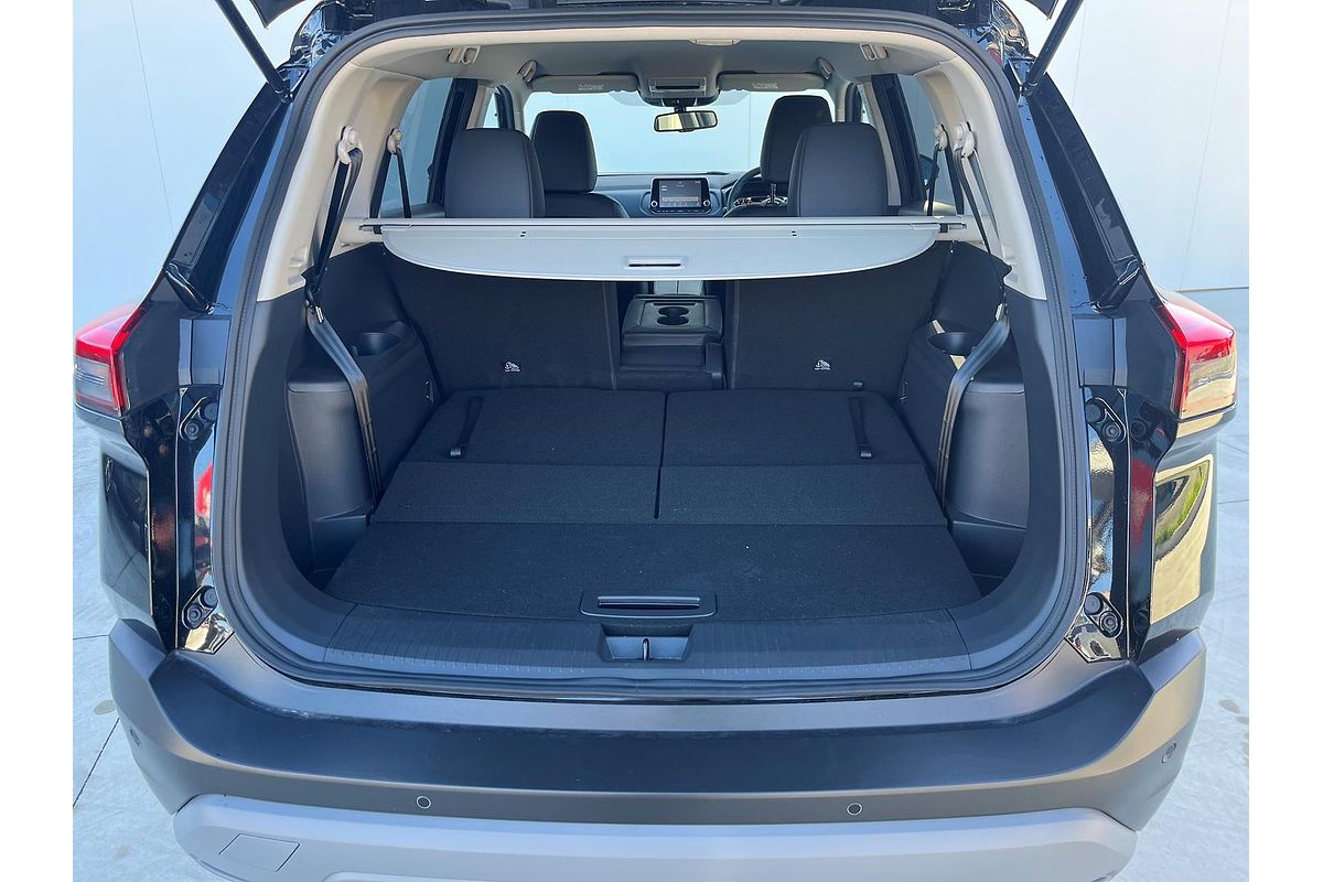 2024 Nissan X-TRAIL ST-L T33
