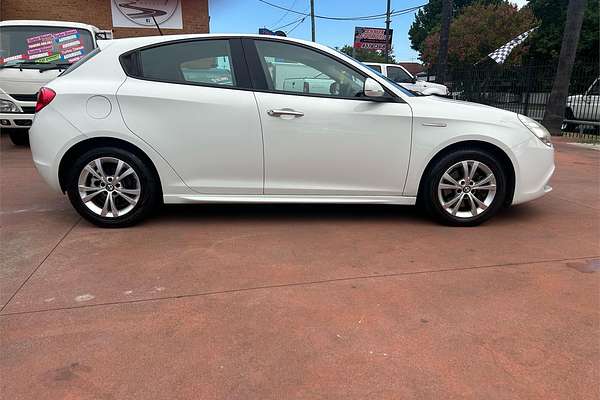 2013 Alfa Romeo GIULIETTA PROGRESSION 1.4