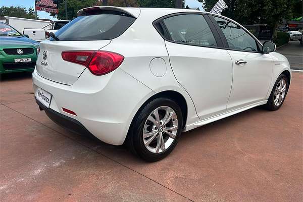 2013 Alfa Romeo GIULIETTA PROGRESSION 1.4
