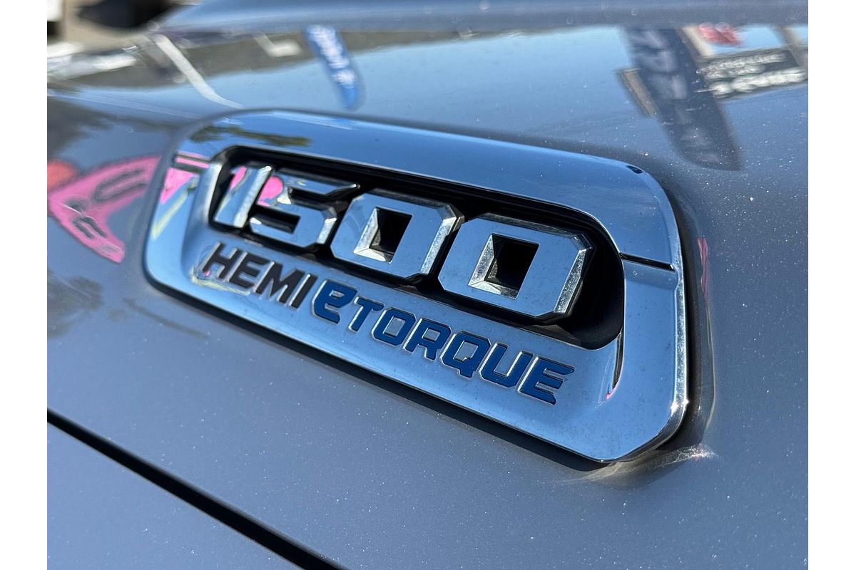 2024 RAM 1500 Laramie DT 4X4 SWB