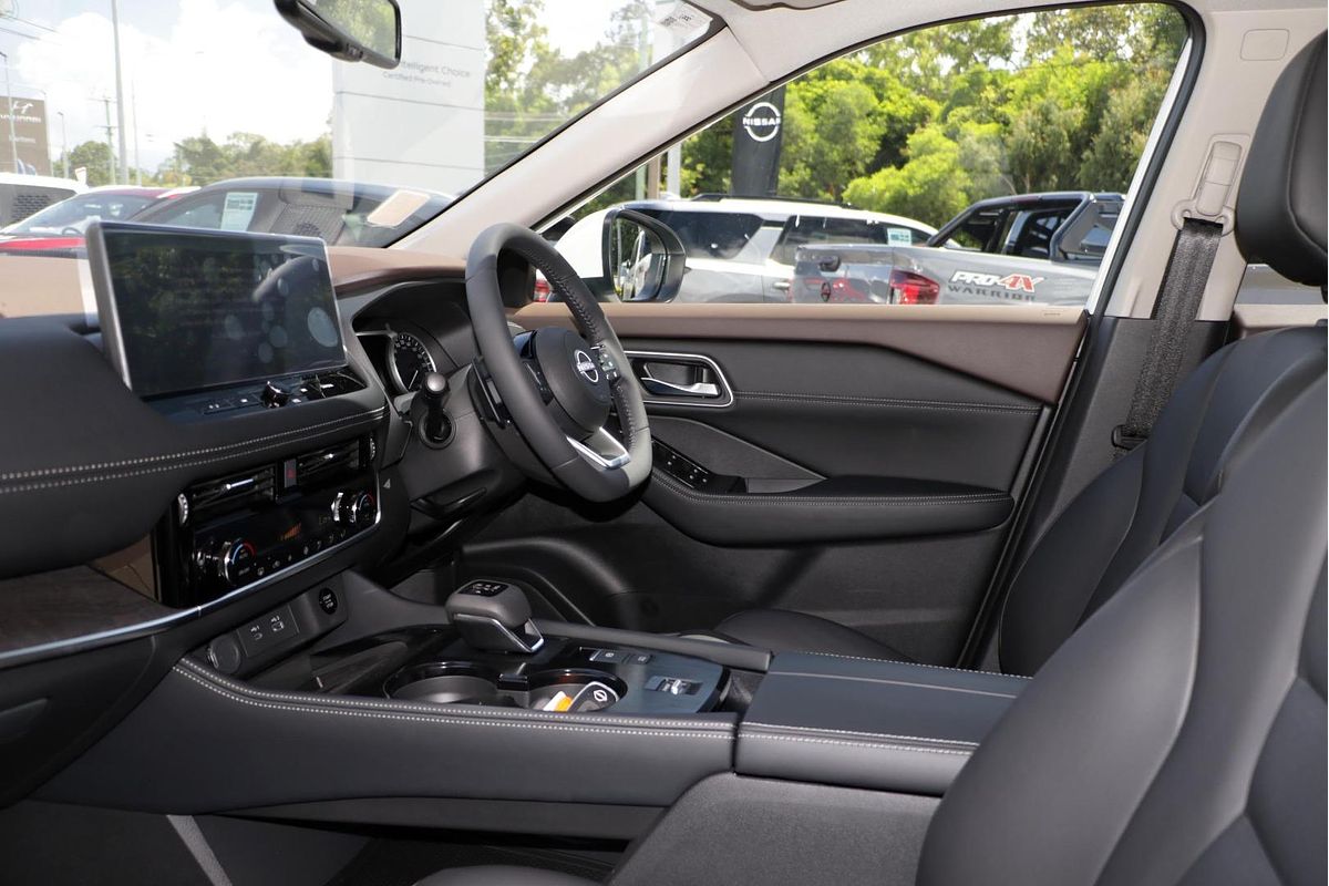 2024 Nissan X-TRAIL ST-L T33