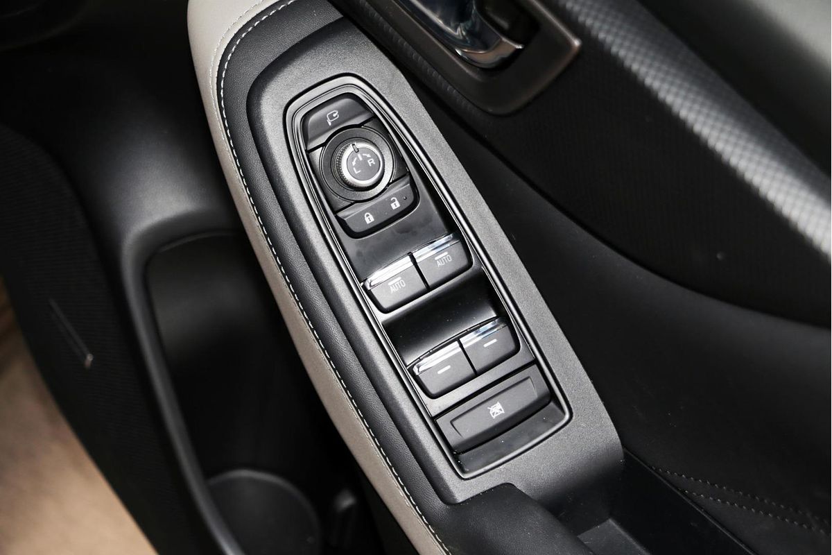 2024 Subaru Forester 2.5i-S S5