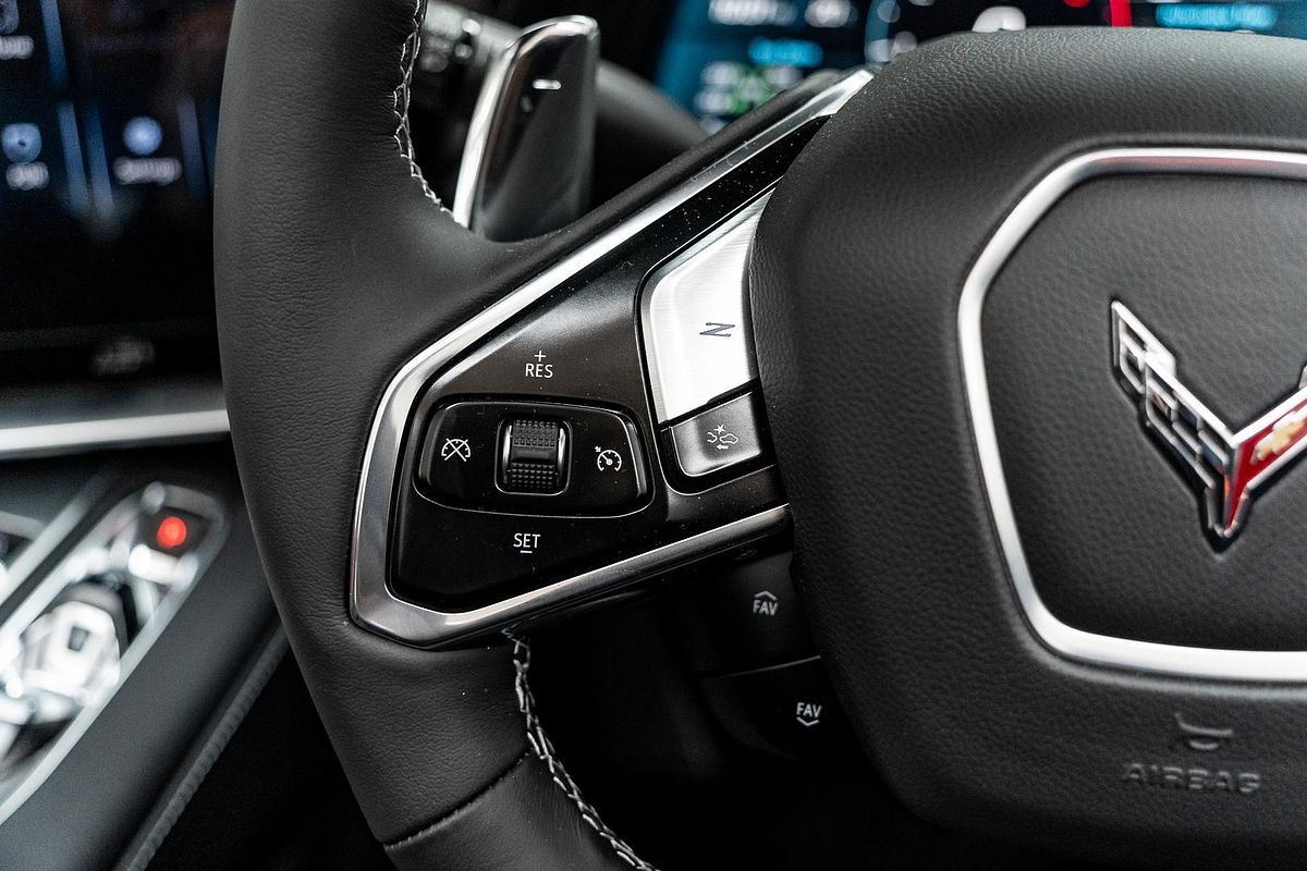 2024 Chevrolet Corvette Stingray 2LT C8