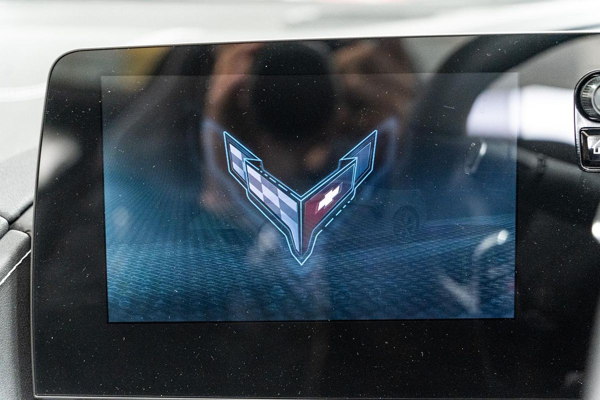2024 Chevrolet Corvette Stingray 2LT C8