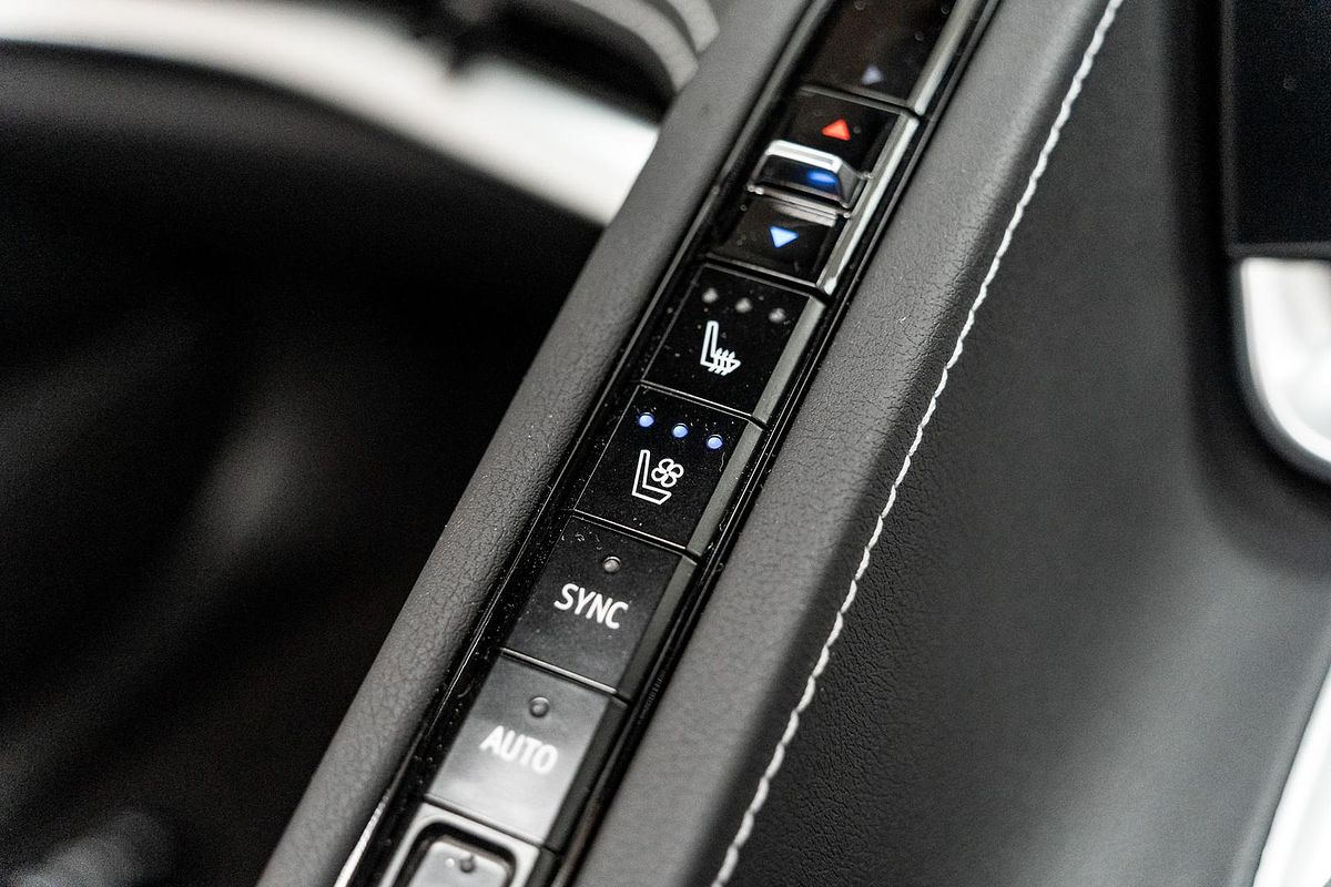 2024 Chevrolet Corvette Stingray 2LT C8