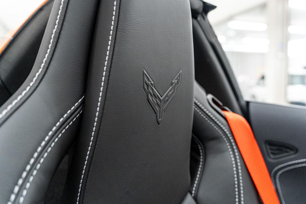 2024 Chevrolet Corvette Stingray 2LT C8