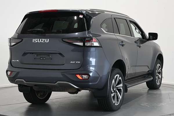 2022 Isuzu MU-X 2022 UJOR106