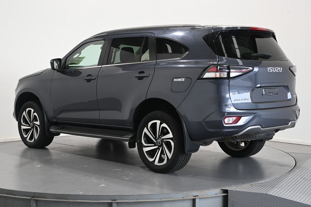 2022 Isuzu MU-X 2022 UJOR106