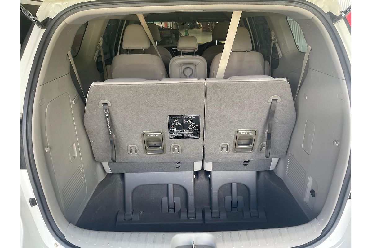 2015 Kia Carnival S YP