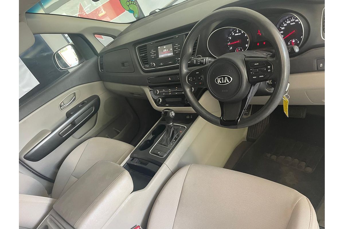 2015 Kia Carnival S YP
