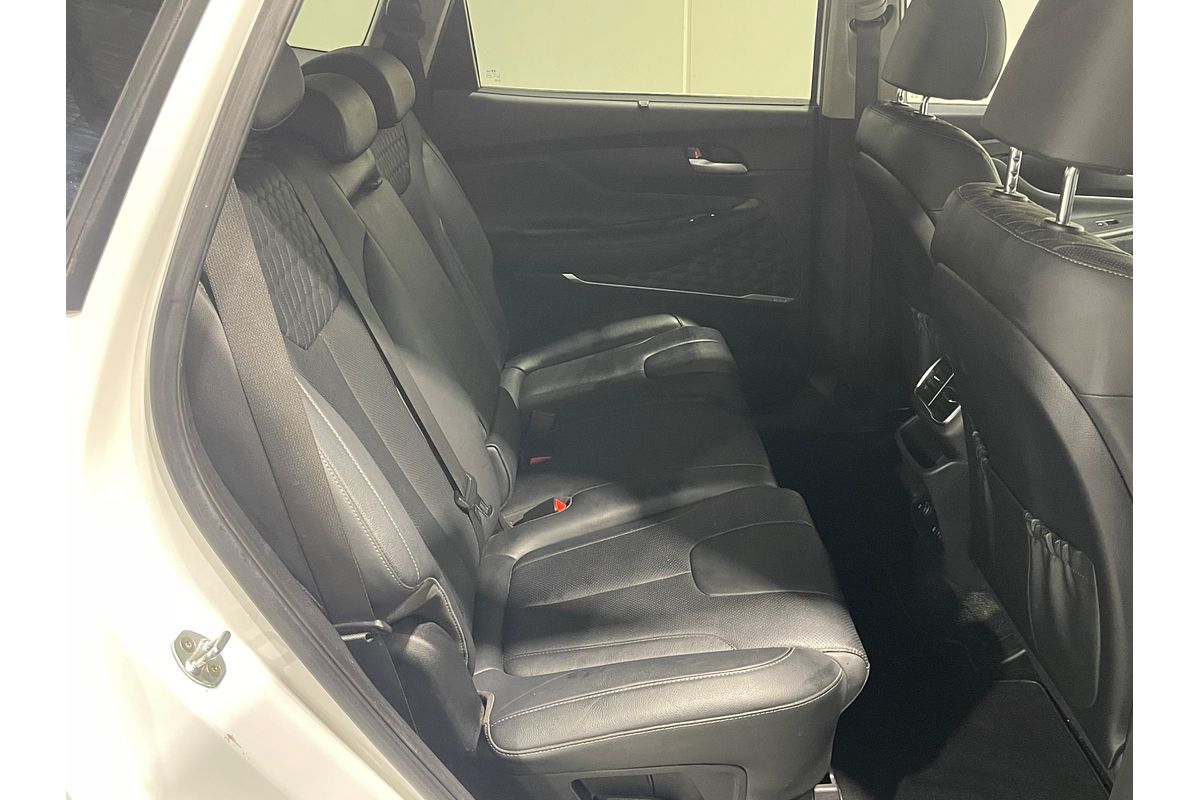 2019 Hyundai Santa Fe Highlander TM.2