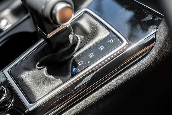 2025 Kia Sportage SX NQ5