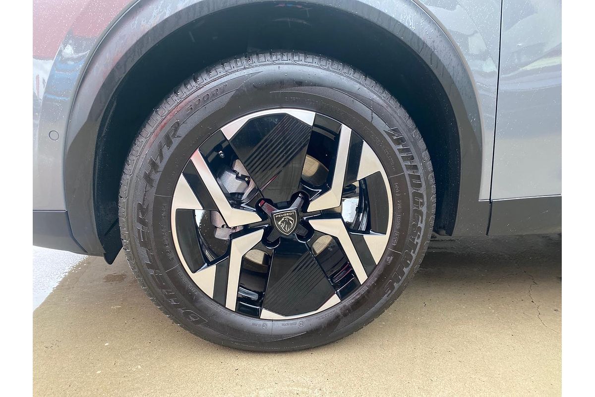 2023 Peugeot 2008 GT P24