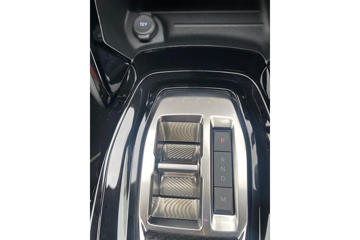2023 Peugeot 2008 GT P24
