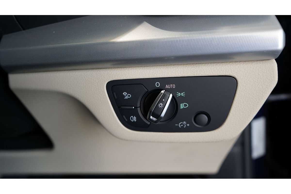2024 Audi Q5 45 TFSI Sport FY
