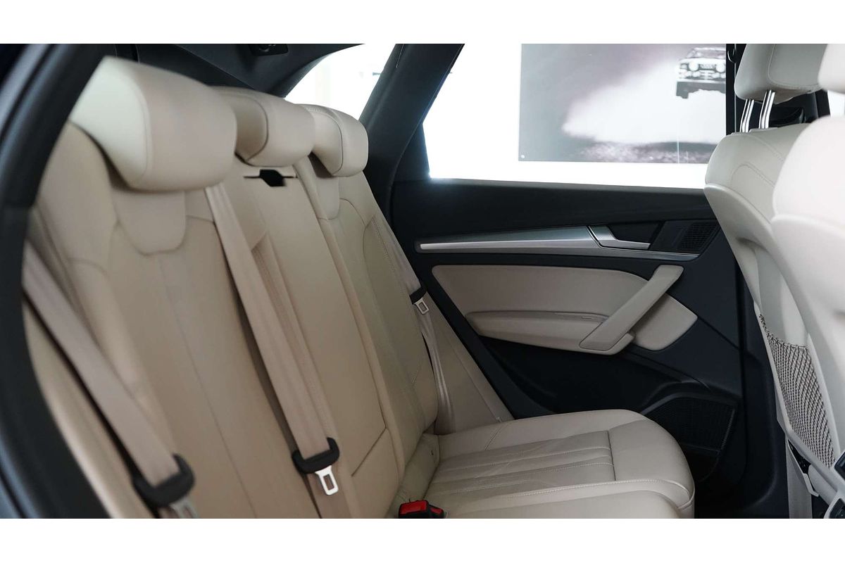 2024 Audi Q5 45 TFSI Sport FY