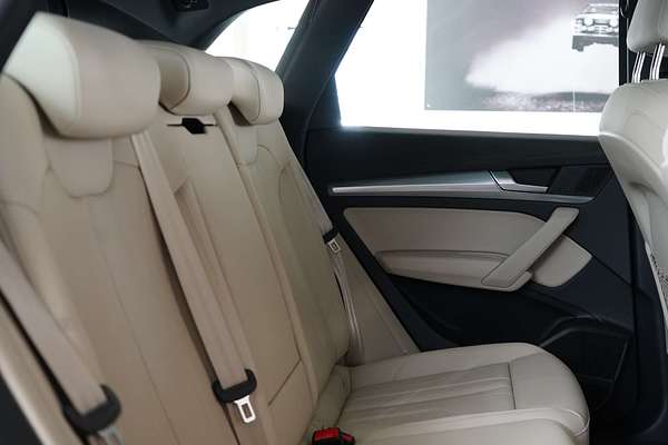 2024 Audi Q5 45 TFSI Sport FY