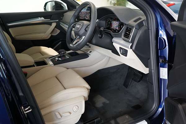 2024 Audi Q5 45 TFSI Sport FY