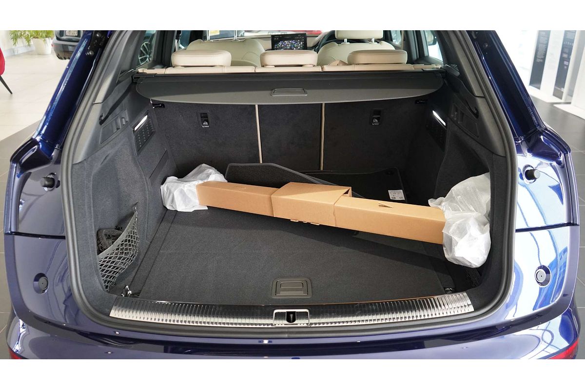 2024 Audi Q5 45 TFSI Sport FY