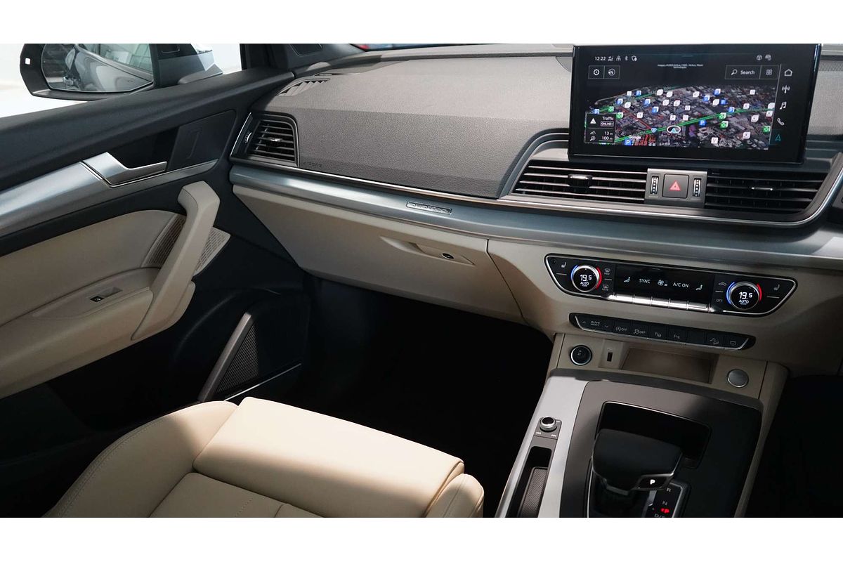 2024 Audi Q5 45 TFSI Sport FY