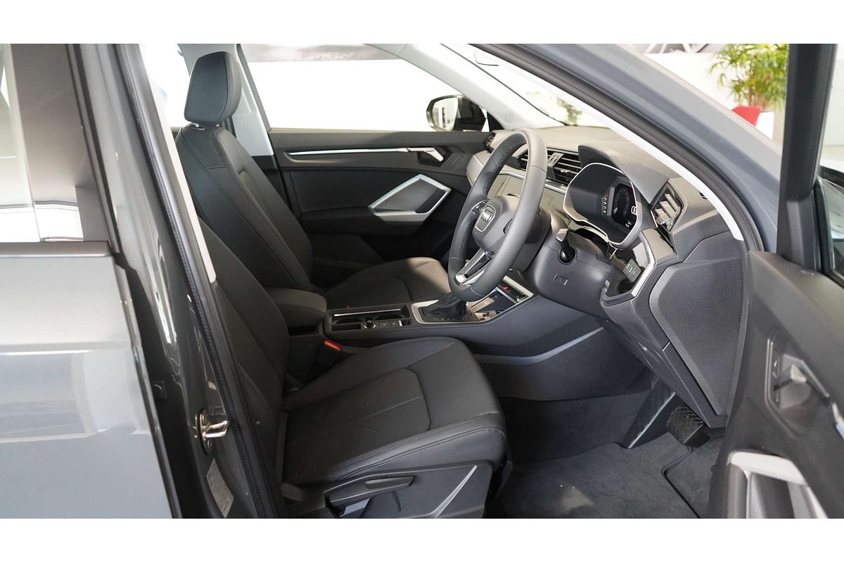 2024 Audi Q3 35 TFSI F3