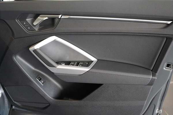 2024 Audi Q3 35 TFSI F3