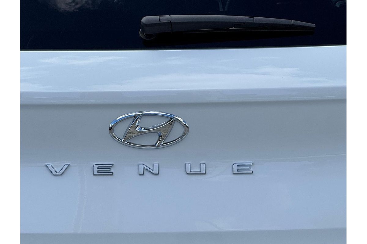 2024 Hyundai Venue Elite QX.V5