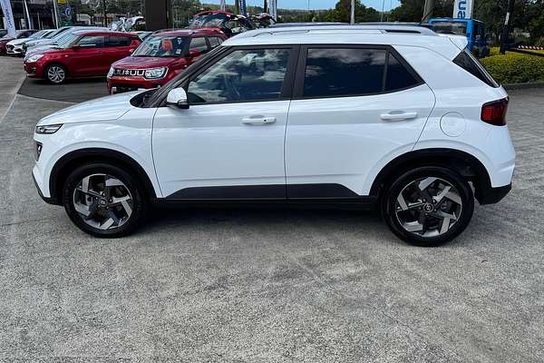 2024 Hyundai Venue Elite QX.V5