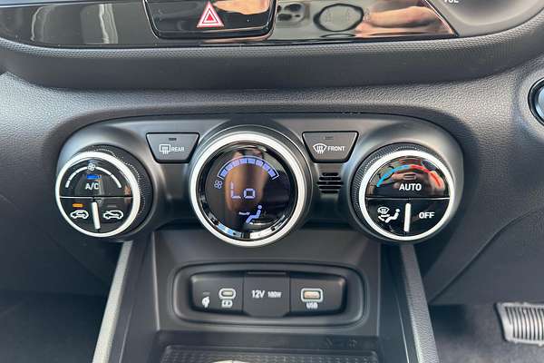 2024 Hyundai Venue Elite QX.V5