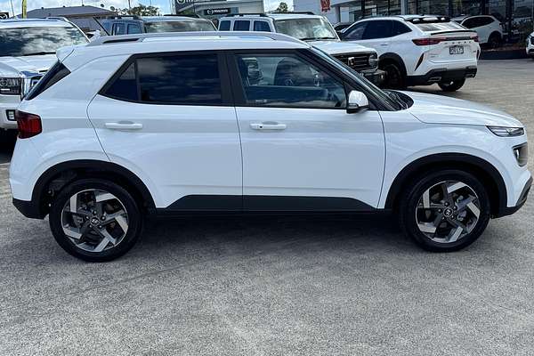 2024 Hyundai Venue Elite QX.V5