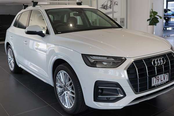 2024 Audi Q5 35 TDI FY