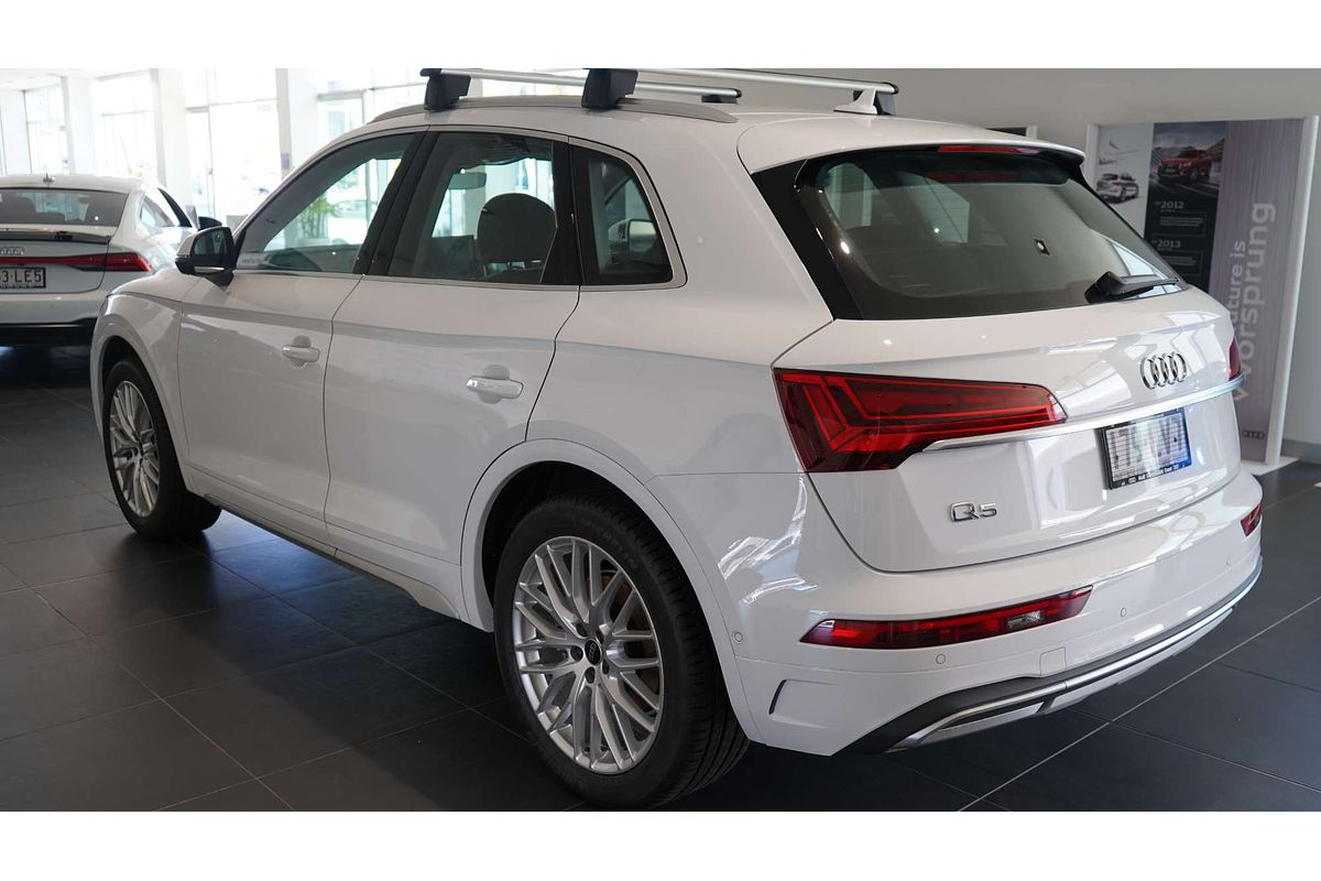 2024 Audi Q5 35 TDI FY