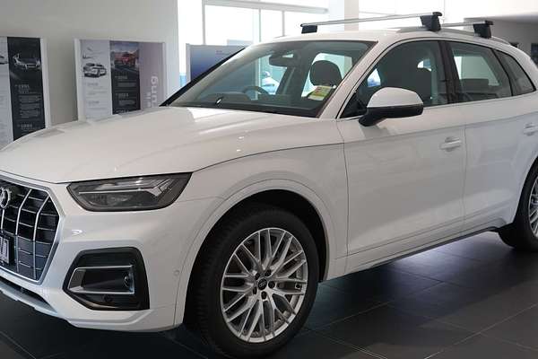 2024 Audi Q5 35 TDI FY
