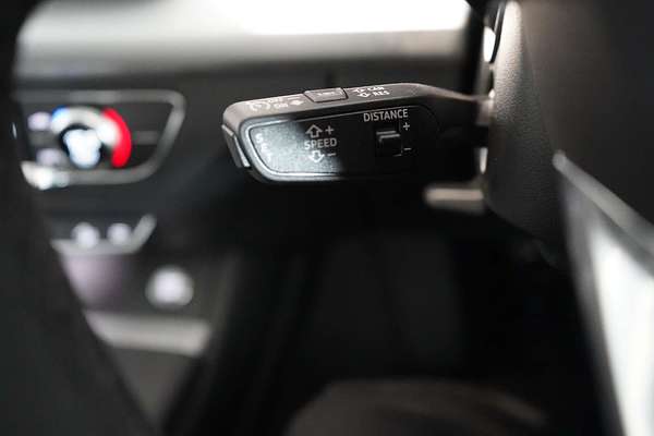 2024 Audi Q5 35 TDI FY