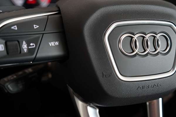 2024 Audi Q5 35 TDI FY