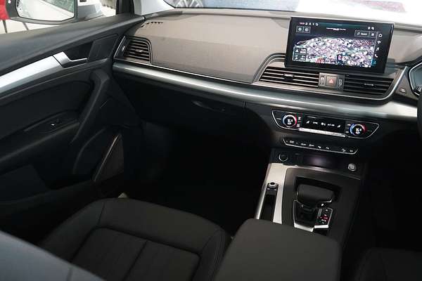 2024 Audi Q5 35 TDI FY