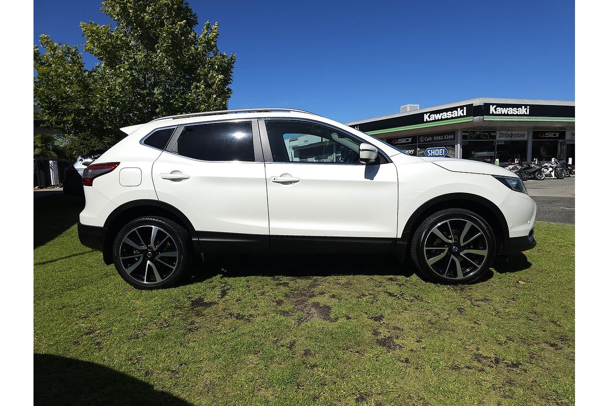 2016 Nissan QASHQAI Ti J11