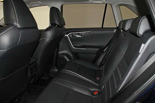 2019 Toyota RAV4 Cruiser AXAH54R