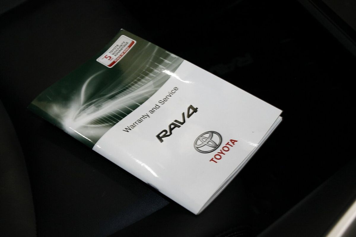 2019 Toyota RAV4 Cruiser AXAH54R