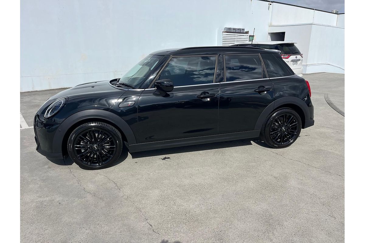 2023 MINI Hatch Cooper S Classic F55 LCI-2