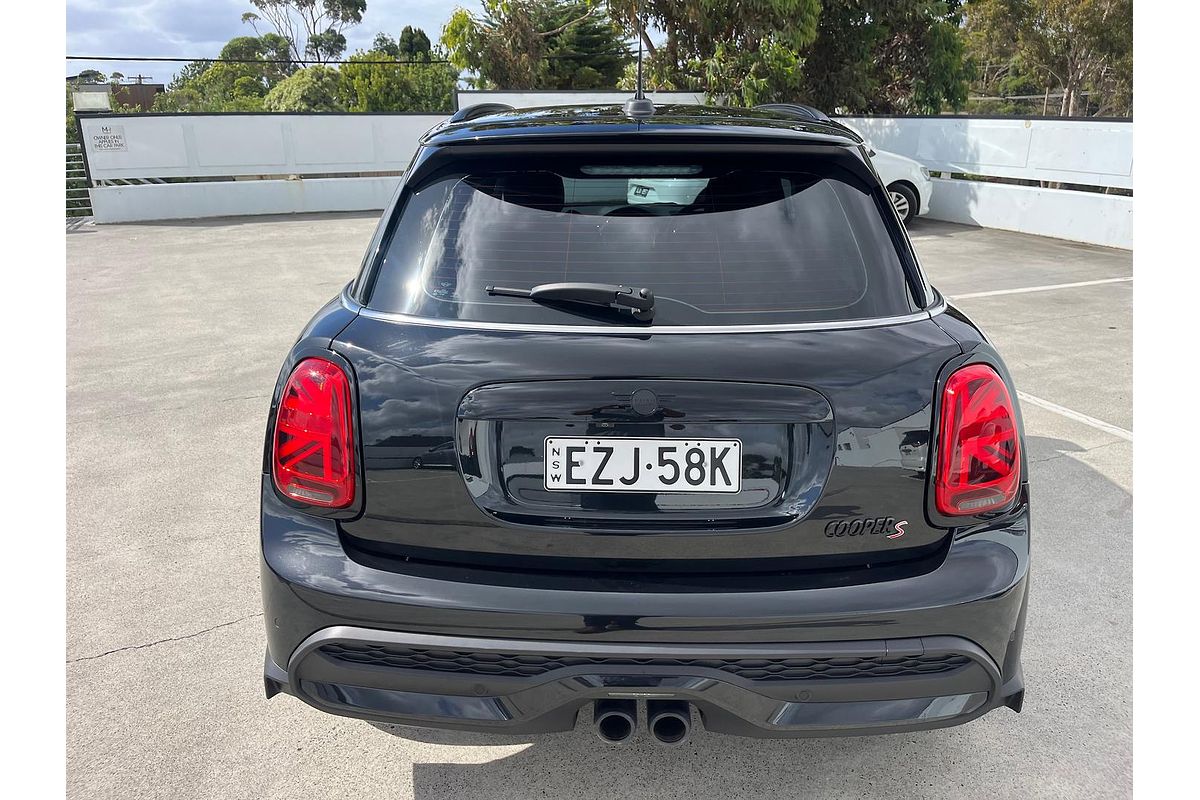 2023 MINI Hatch Cooper S Classic F55 LCI-2