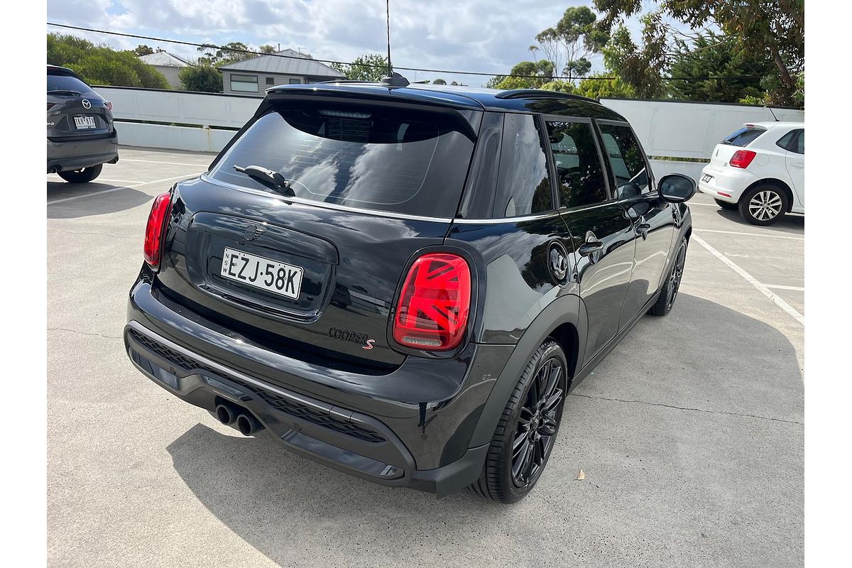 2023 MINI Hatch Cooper S Classic F55 LCI-2