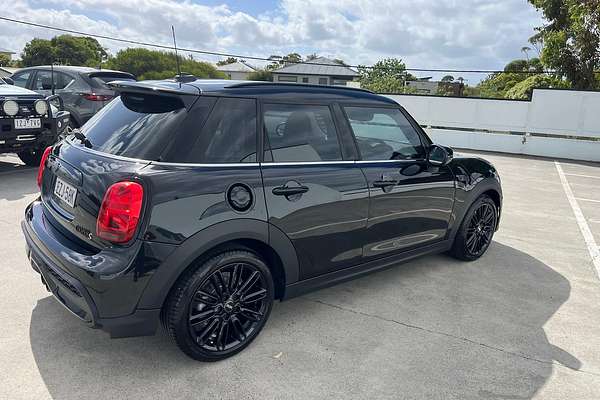 2023 MINI Hatch Cooper S Classic F55 LCI-2
