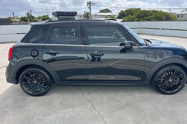 2023 MINI Hatch Cooper S Classic F55 LCI-2