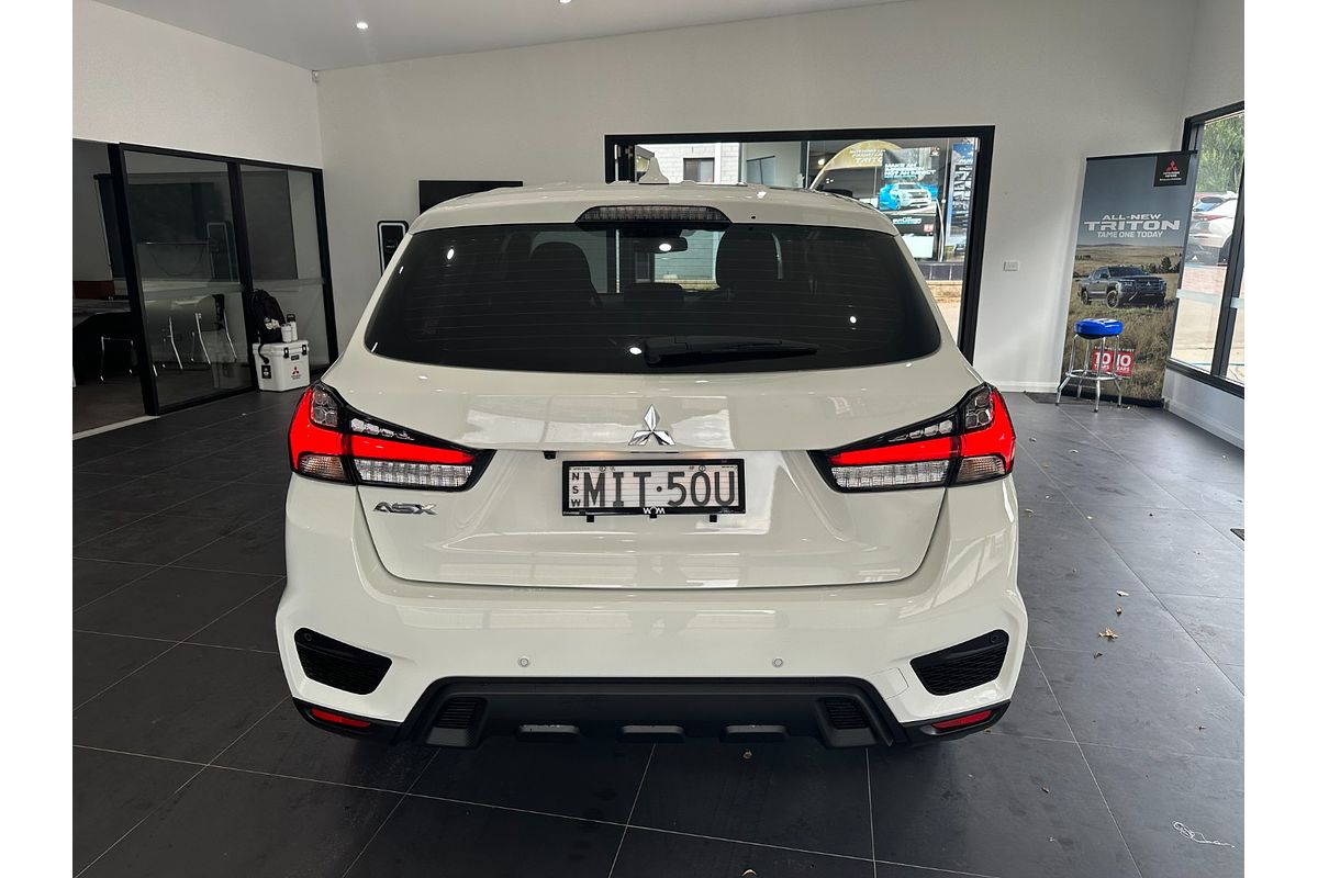 2024 Mitsubishi ASX ES XD