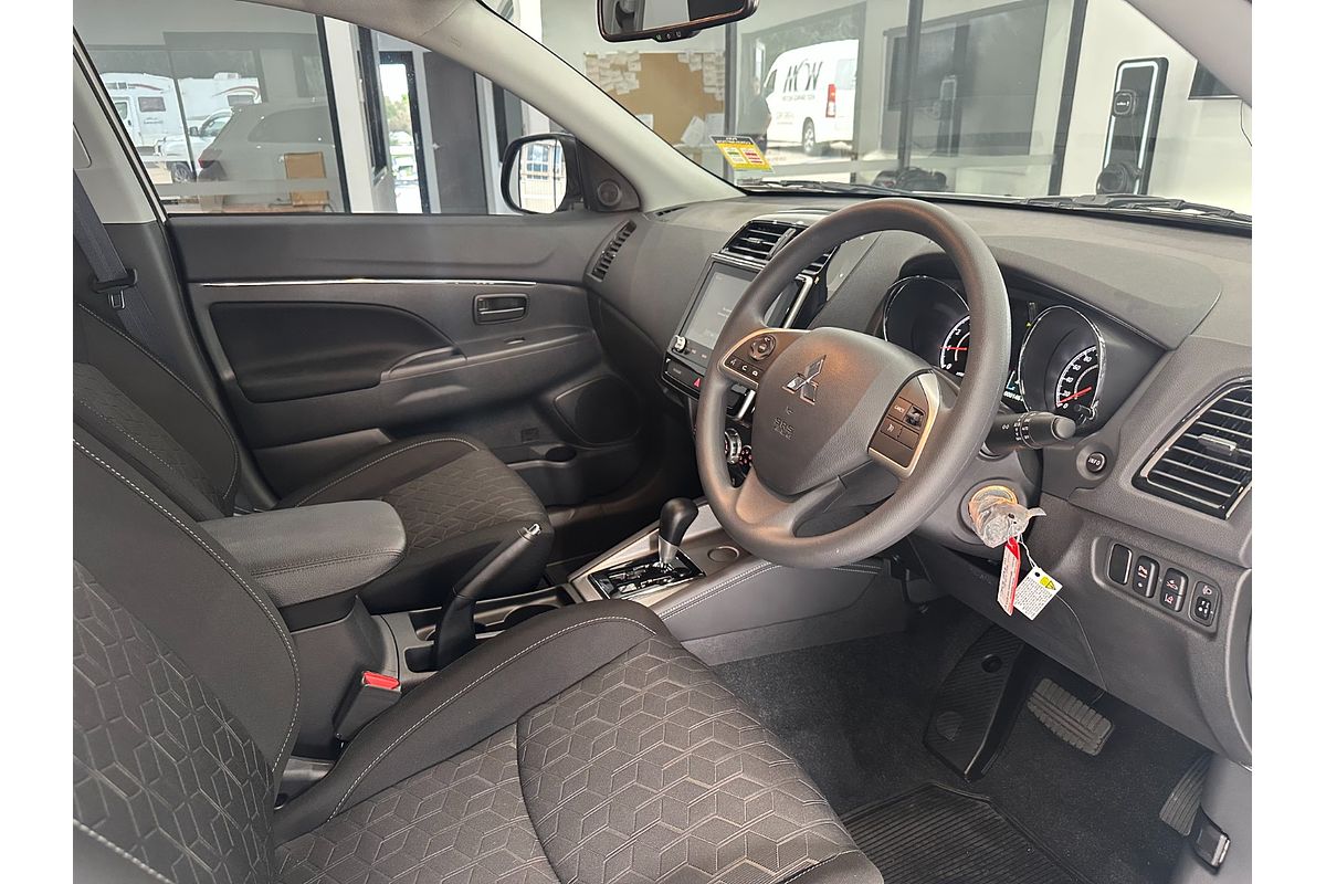 2024 Mitsubishi ASX ES XD