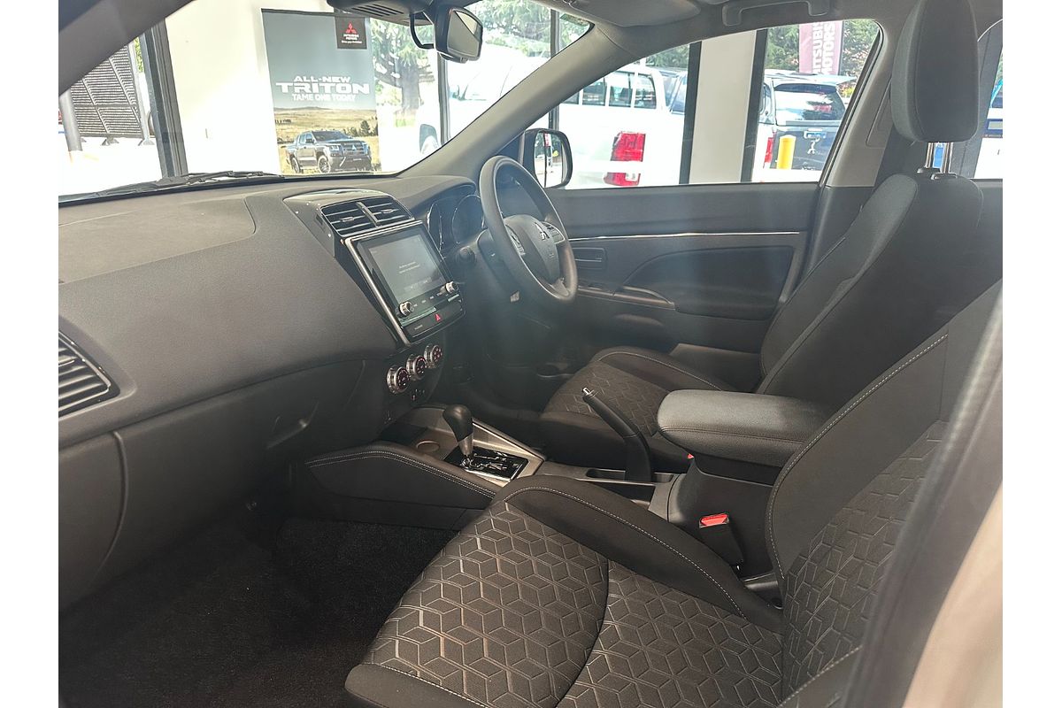 2024 Mitsubishi ASX ES XD