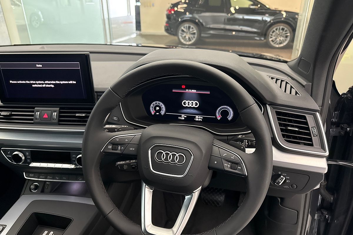 2023 Audi Q5 45 TFSI Sport FY