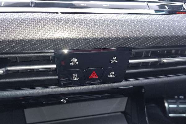 2024 Volkswagen Golf R 8